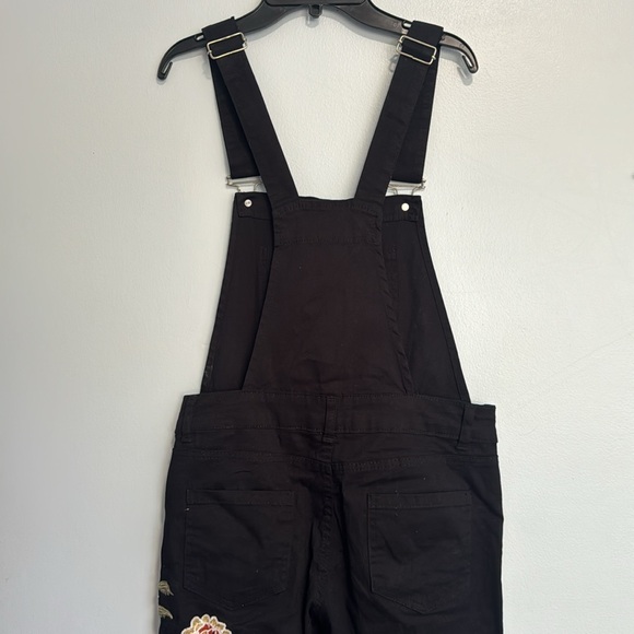 Rose Embroidered slim fit denim overalls . - Picture 10 of 16